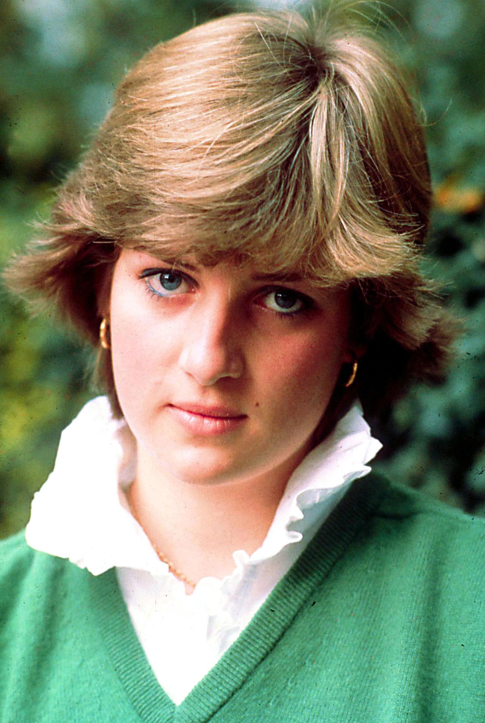 Princess Diana: Behind Closed Doors - REELZChannel